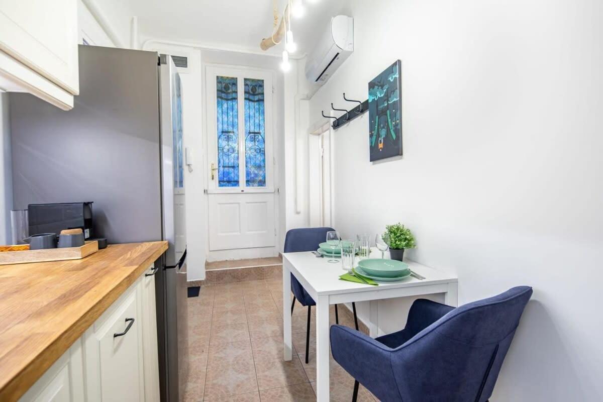 Convenient Apartment At Gastro Driven Location ブダペスト エクステリア 写真